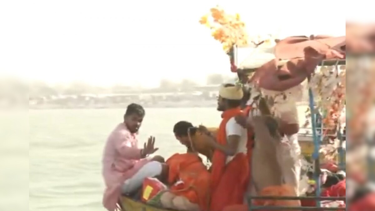 அயோத்தி ராமர் கோயில் பூசாரி சத்யேந்திர தாஸ் ஜலசமாதி - News18 தமிழ்