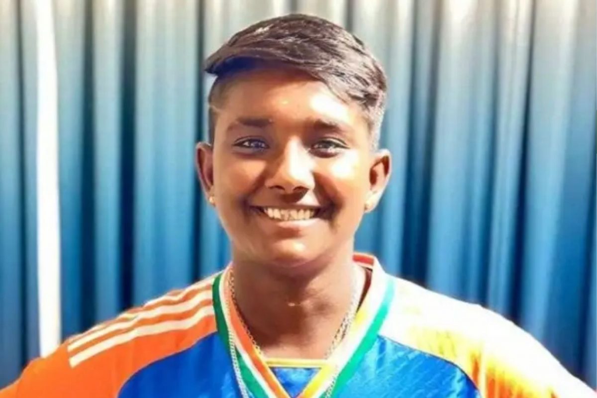 “அப்பாவுக்கு இதய அறுவை சிகிச்சை.. போட்டியில் சதம்” - கமலினியின் சாதனை