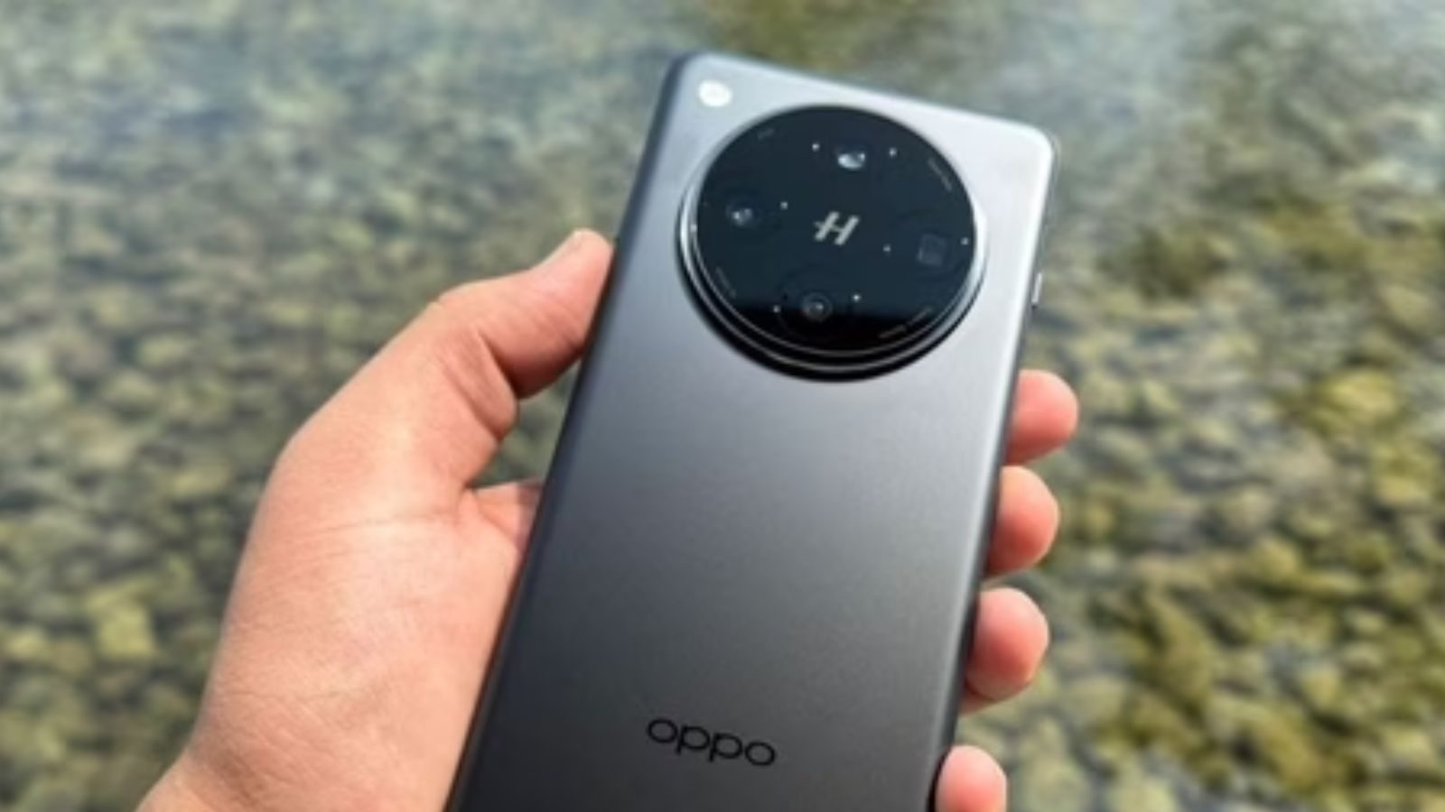 Phone R3500 புது ஃபோன் வாங்கப் போறீங்களா...? இந்த பிப்ரவரியில் ரூ.35,000க்குள் ...