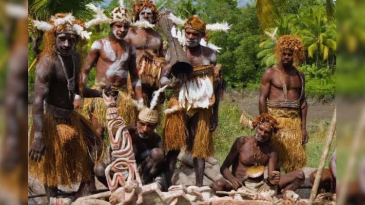 மனிதர்களின் மூளையை சாப்பிடும் உலகின் மிக ஆபத்தான பழங்குடியினர் யார்? - News18 தமிழ்