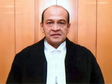 நீதிபதி யஷ்வந்த் வர்மா