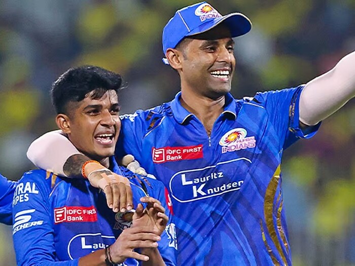  ஆகாஷ் மத்வால் மட்டுமல்ல, தற்போது இந்திய அணியின் சூப்பர் ஸ்டார்களாக உள்ள ஜஸ்பிரீத் பும்ரா, ஹர்திக் பாண்டியா, அவரின் அண்ணன் க்ருனால் பாண்டியா என அனைவரும் இந்த Scouting குழுவின் கண்டுபிடிப்புகள் தான். உலகெங்கும் உள்ள திறமையான வீரர்களை கண்டறிந்து ஊக்குவிப்பதே இந்த Scouting குழுவின் பணி. இந்திய அணியின் முன்னாள் பயிற்சியாளர் ஜான் ரைட் தலைமையில், முன்னாள் கிரிக்கெட் வீரர்களான ஜாகீர் கான், பார்த்தீவ் படேல், வினய் குமார், கிரண் மோர், ராகுல் சங்வி, ஆர்.பி. சிங், டி.ஏ. சேகர் ஆகியோர் இந்த குழுவில் உள்ளனர்.