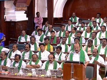 அமைச்சர் எம்.ஆர்.கே பன்னீர்செல்வம்