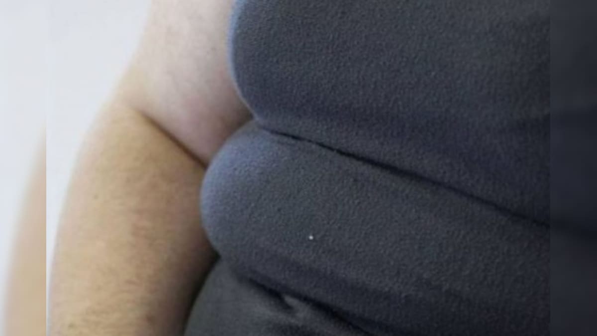 Water Weight : உடலின் நீர் எடையை குறைக்க முயற்சி செய்கிறீர்களா..? உங்களுக்கான டயட் பிளான் டிப்ஸ்..! - News18 தமிழ்