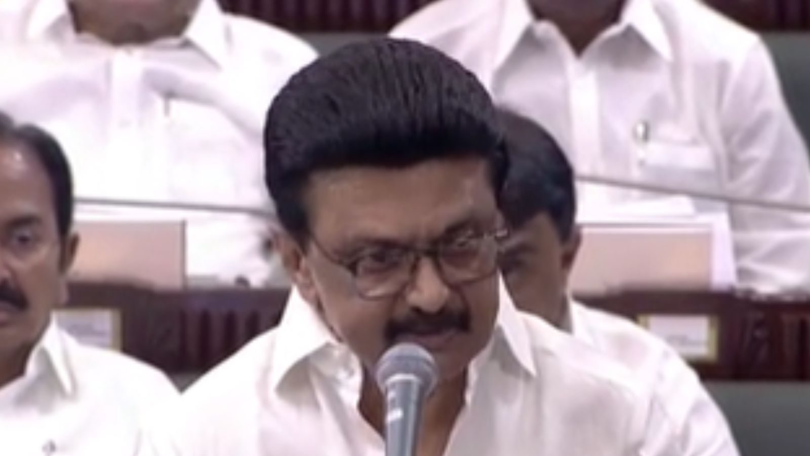 காலனி என்ற வார்த்தை அரசு ஆவணங்கள், பொதுப் புழக்கத்தில் இருந்தும் நீக்கம்... பேரவையில் முதலமைச்சர் மு.க.ஸ்டாலின் அறிவிப்பு - News18 தமிழ்