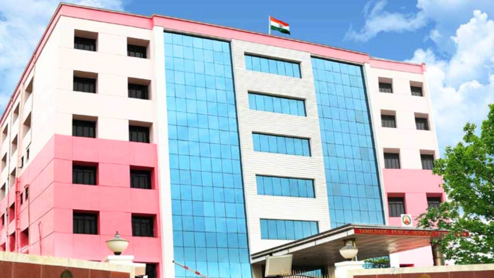 TNPSC Group 4 2025: குரூப் 4 தேர்வு தேதி அறிவிப்பு.. காலிப் பணியிடங்கள் எவ்வளவு? தேர்வு எப்போது தெரியுமா? - News18 தமிழ்