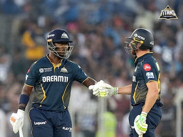 ரூதர்போர்டு - ஜாஸ் பட்லர்