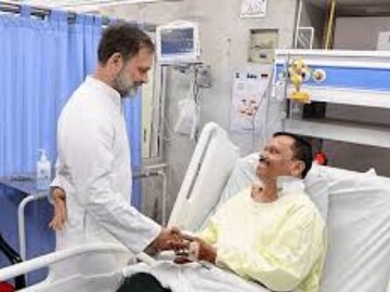 ஆறுதல் கூறிய ராகுல்காந்தி