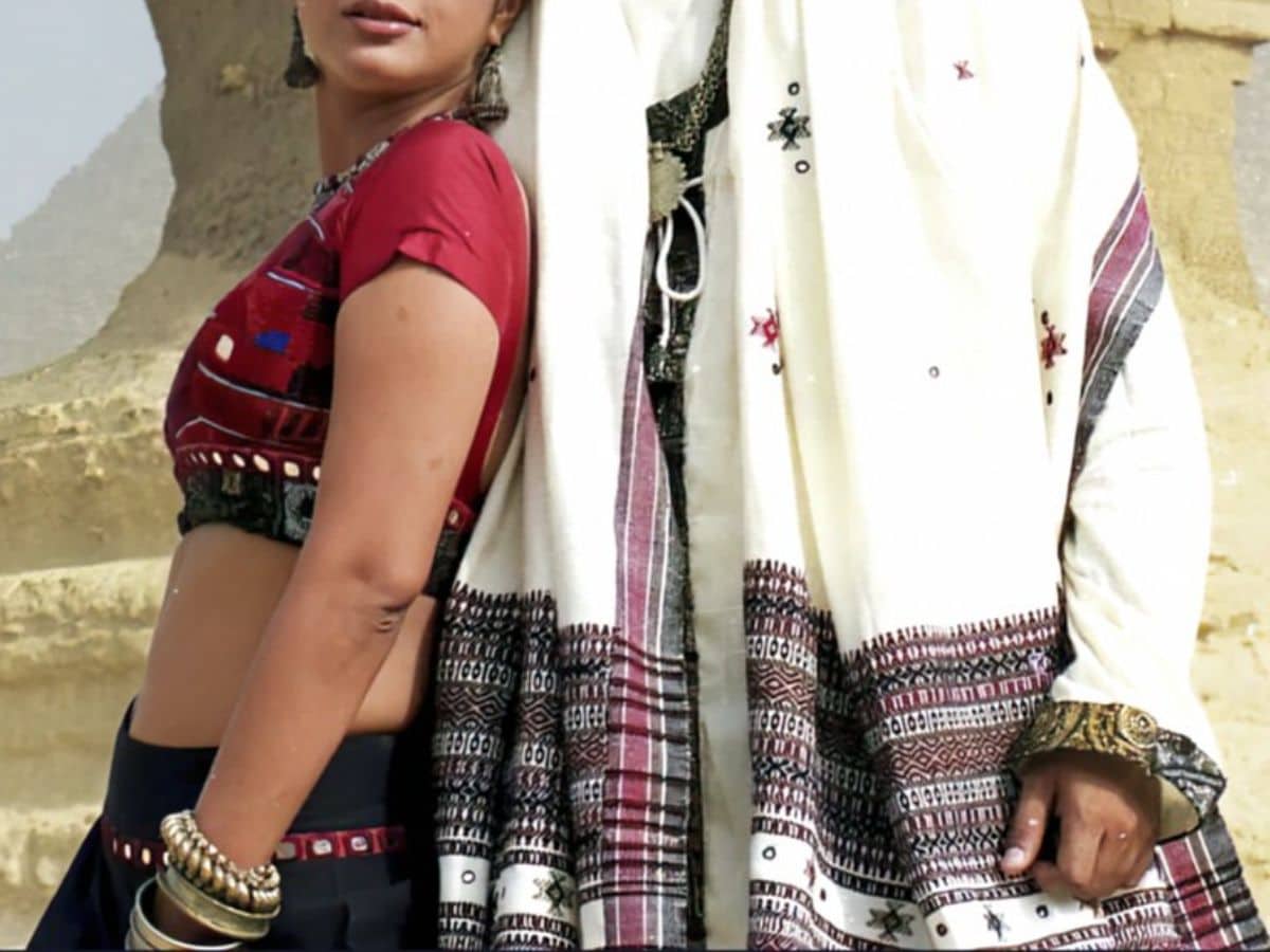 ஒரே நடிகருடன் அம்மா, மனைவி, காதலி என 3 வேடத்திலும் நடித்த நடிகை.. யார் அவர்?