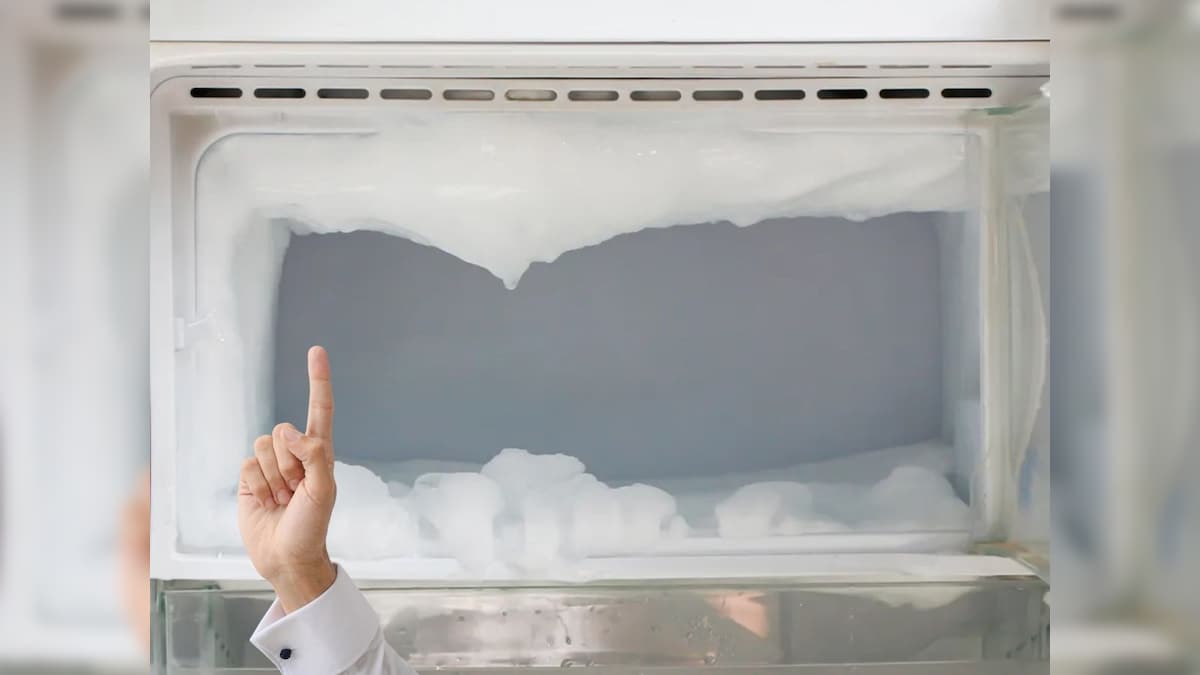 ஃபிரிட்ஜ் ஃப்ரீசரில் இப்படி ஐஸ்கட்டிகள் மலைபோல் உறைந்துள்ளதா..? இந்த 6 வழிகளை பின்பற்றுவதன் மூலம் தவிர்க்கலாம்..!