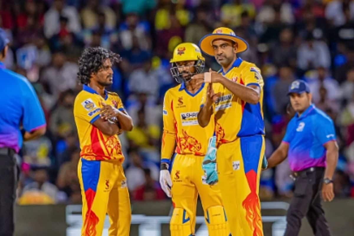 பந்தை சேதப்படுத்தினாரா ரவிசந்திரன் அஷ்வின்..?