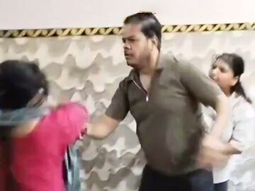 வீடியோவில் இடம்பெற்ற காட்சி