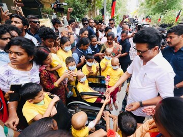 நியூஸ் 18