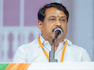 . நயினார்