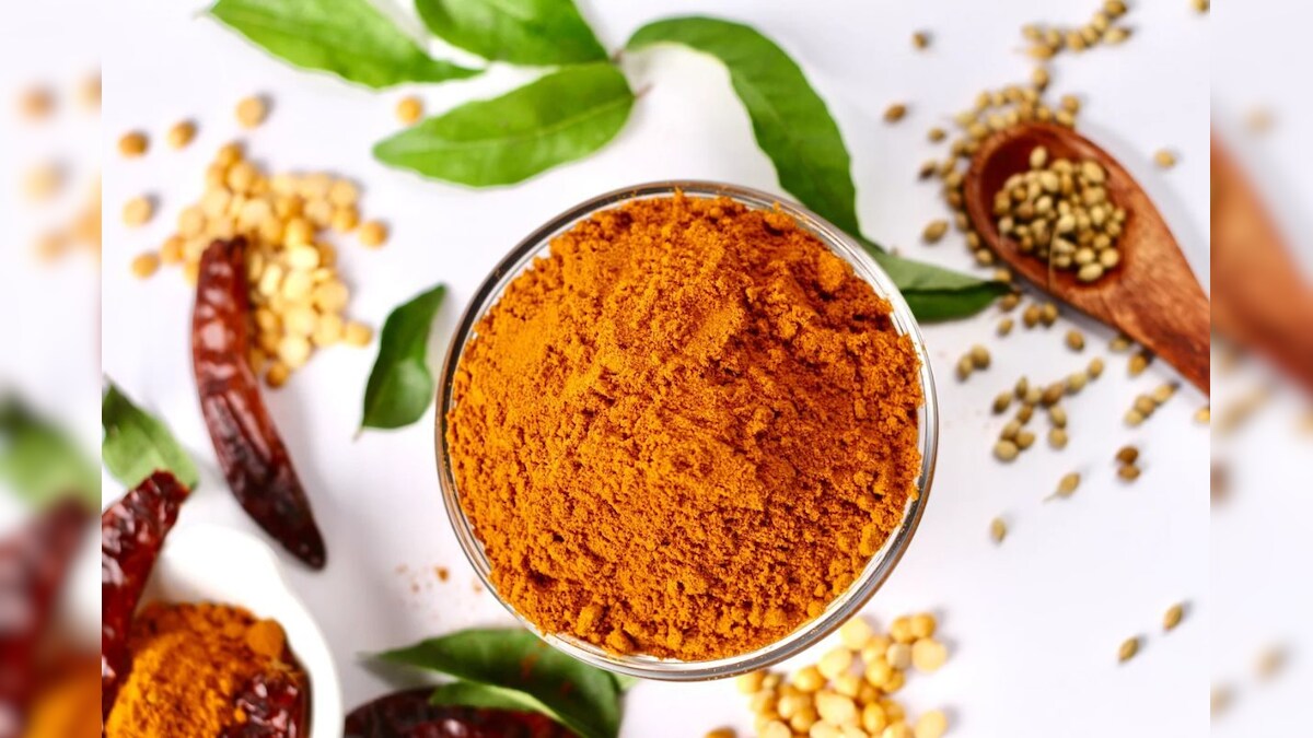 வீடே மணக்கும் சாம்பார் செய்யணுமா.. அப்போ வீட்டிலேயே இந்த மாதிரி பொடி செய்து பாருங்க! - News18 தமிழ்