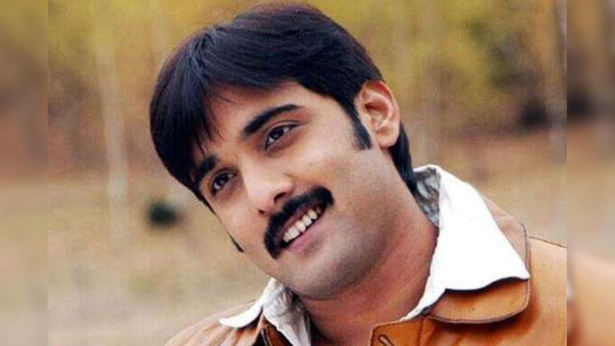 ‘புன்னகை தேசம்’ படத்தில் நடித்தவரா இவர்…? இப்படி ஆயிட்டாரே… ஆளே தெரியல.. ரசிகர்கள் ஷாக்!