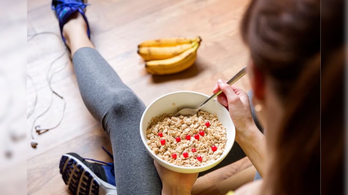 உடற்பயிற்சிக்கு முன்னும் பின்னும் எடுத்துக்கொள்ள வேண்டிய க்ளீன் எனர்ஜி ஸ்னாக்ஸ்!! - News18 தமிழ்