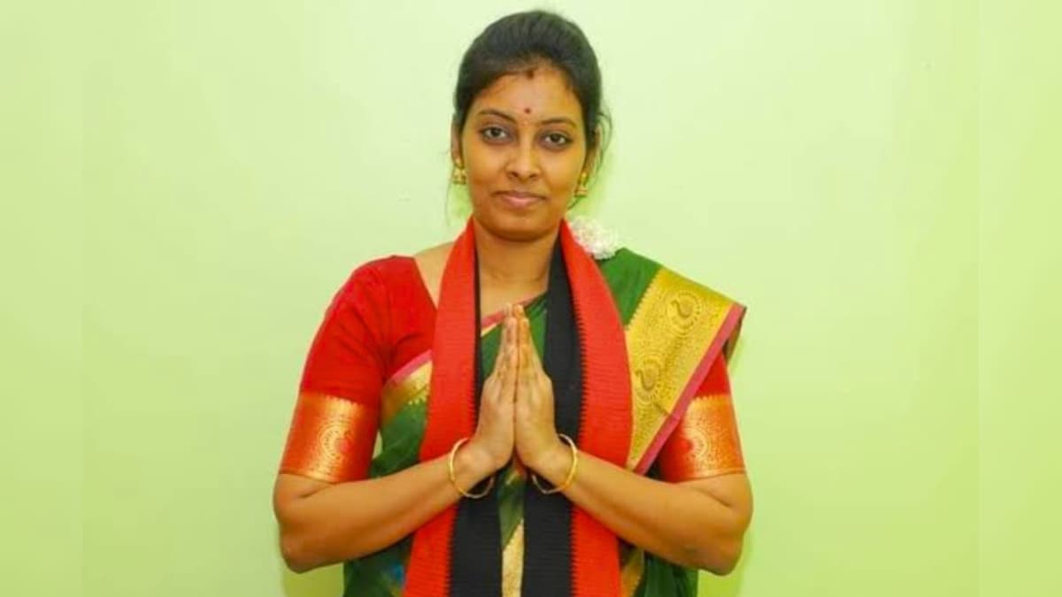 திமுக கவுன்சிலர்களால் பதவி இழந்த திமுக நகர்மன்ற தலைவி - சங்கரன்கோவிலில் சலசலப்பு - News18 தமிழ்