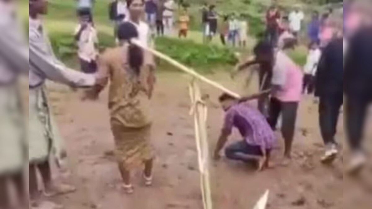 ஊர்கட்டுப்பாட்டை மீறி காதல் திருமணம் : இளம் ஜோடியை ஏரில் பூட்டி நிலத்தை உழவைத்த கொடூரம்! - வைரல் வீடியோ - News18 தமிழ்