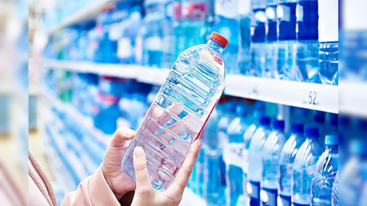 சீனா, அமெரிக்கா இல்லை.. ஒரு லிட்டர் மினரல் வாட்டர் ரூ.1,126.. எந்த நாட்டில் தெரியுமா?
