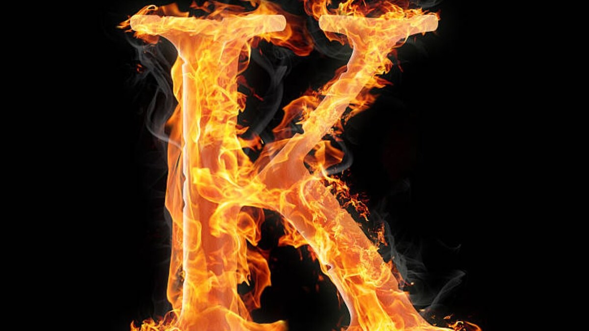 பெயரின் முதல் எழுத்தே உங்களின் ஆளுமை சொல்லும்.. K என்ற எழுத்தின் குணாதிசயங்கள் இதுதான்..! | ஆன்மிகம் - News18 தமிழ்