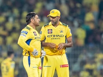 தோனி - அஷ்வின்