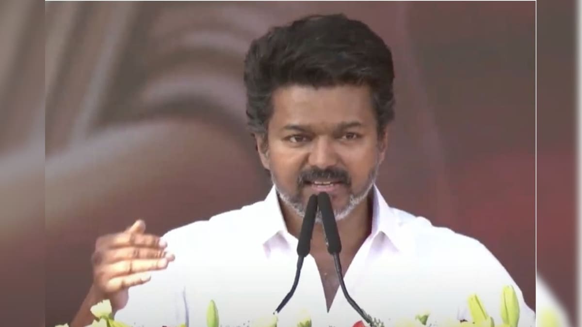 இந்த சம்பவத்திற்கு திமுக அரசு என்ன பதில் சொல்லப் போகிறது? - தவெக தலைவர் விஜய் முன்வைத்த காட்டமான கேள்விகள் | தமிழ்நாடு - News18 தமிழ்