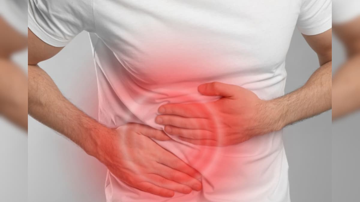 உங்க வயிற்றுக்கு வலது பக்கம் அடிக்கடி வலிச்சா என்ன பிரச்சனையா இருக்கும்..? இதை தெரிஞ்சுக்காம இருக்காதீங்க.! | லைஃப்ஸ்டைல் - News18 தமிழ்