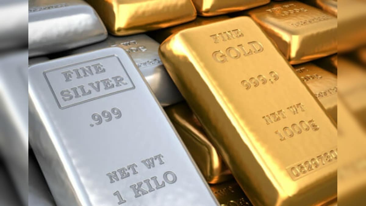 தங்கம் vs வெள்ளி.. 2026-ல் எதில் முதலீடு செய்யலாம்? நிபுணர்கள் விளக்கம்! | Gold Or Silver | வணிகம் - News18 தமிழ்