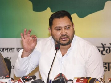 தேஜஸ்வி யாதவ்