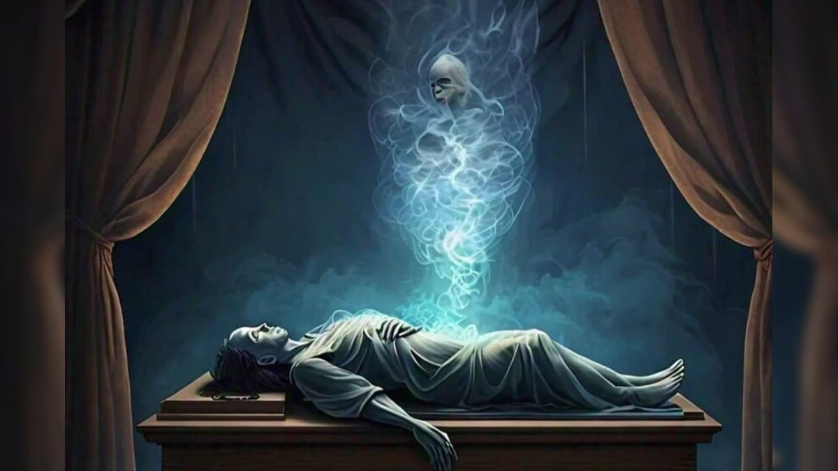 Garuda Puranam | இறந்த பிறகு ஆன்மா எங்கே செல்கிறது தெரியுமா? கருட புராணம் சொல்வது இதுதான்! | ஆன்மிகம் - News18 தமிழ்