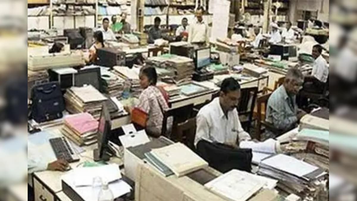 ”இன்று விடுமுறை எடுத்தால்...” அரசு ஊழியர்களுக்கு தலைமை செயலாளர் முக்கிய எச்சரிக்கை | தமிழ்நாடு - News18 தமிழ்