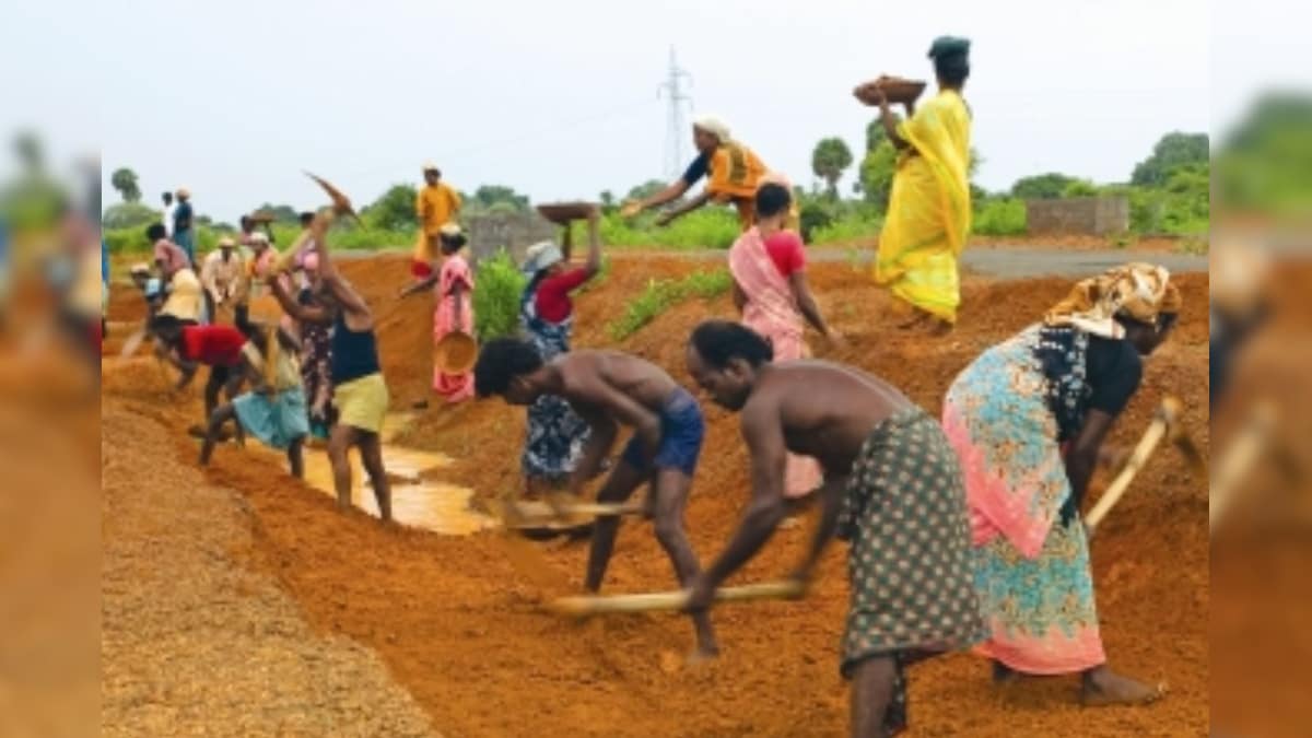 100 நாள் வேலை திட்டத்தில் 27 லட்சம் போலி பயனாளிகள் நீக்கம்... தமிழ்நாட்டில் மட்டும் இவ்வளவு பேரா? | வணிகம் - News18 தமிழ்