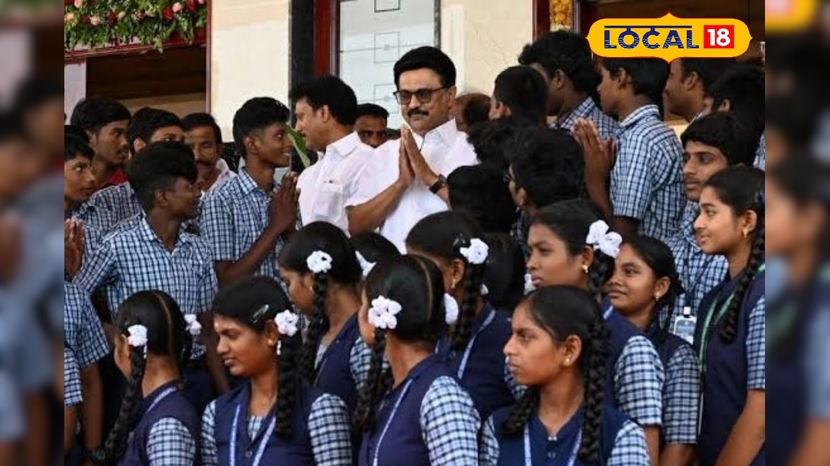 தீவிரமாக கண்காணிக்கப்படும் மாணவர்கள்!! பள்ளிக் கல்வித் துறையின் புதிய செயலி வெளியீடு... | கல்வி - News18 தமிழ்