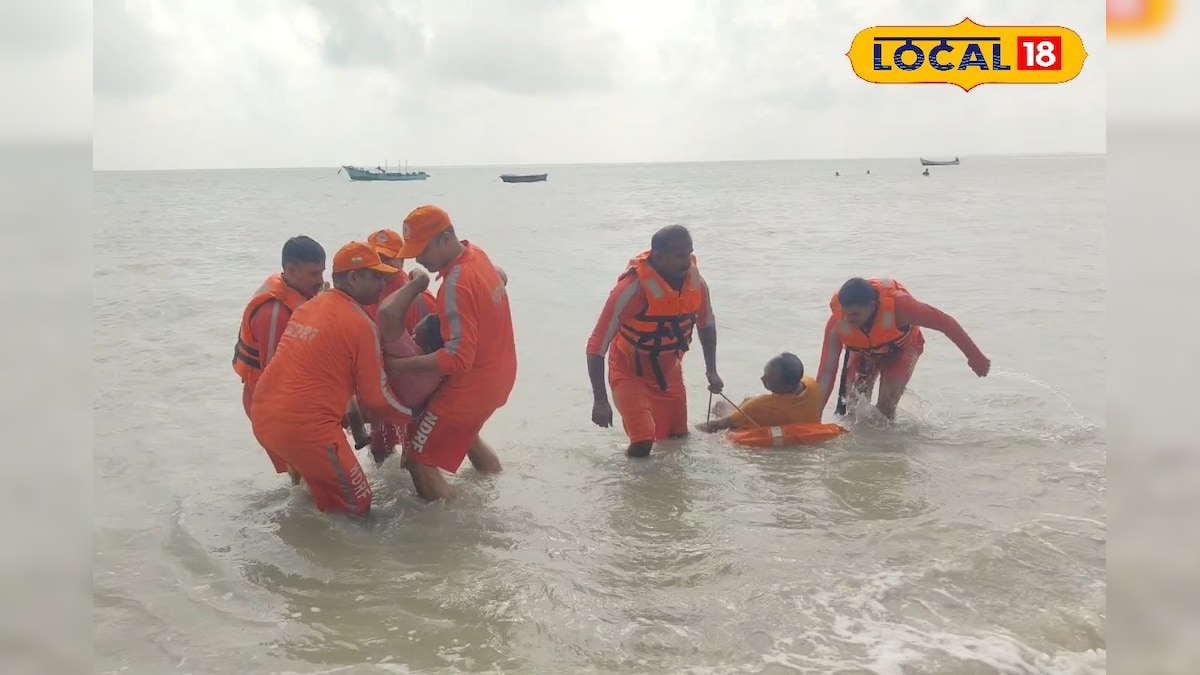 சங்குமால் கடற்கரையில் தேசிய பேரிடர் மீட்பு குழு சார்பில் ஒத்திகை நிகழ்ச்சி..! | ராமநாதபுரம் - News18 தமிழ்