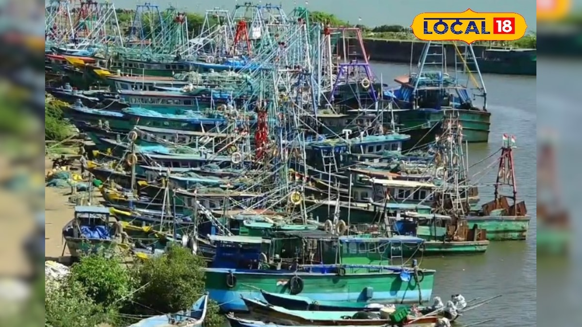 2வது நாளாக கடலுக்கு செல்லாத மீனவர்கள்... கடல் சீற்றத்தால் விடுக்கப்பட்ட எச்சரிக்கை... | நாகப்பட்டினம் - News18 தமிழ்