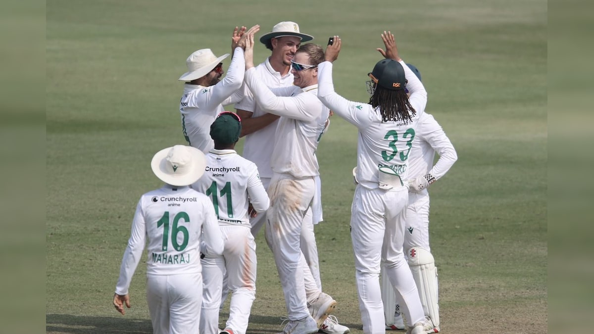 IND vs SA | இந்தியா 'ஒயிட்வாஷ்' விடுங்க... 25 ஆண்டுகால வரலாற்றை தெ.ஆப்பிரிக்கா மாற்றியது தெரியுமா? | விளையாட்டு - News18 தமிழ்