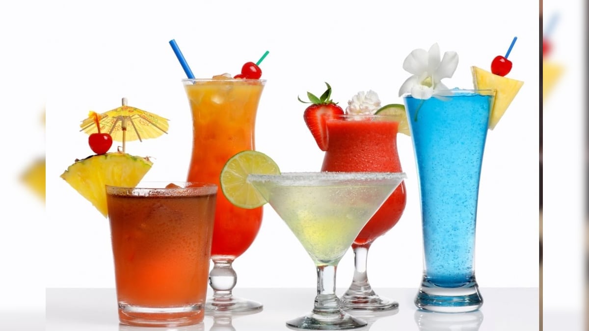 Drinks | ஜூஸ் முதல் ‘ஃப்ளேவர்ட் டீ’ வரை... இந்த 5 திரவ உணவுகளை நிச்சயம் தவிர்த்திடுங்க! | லைஃப்ஸ்டைல் - News18 தமிழ்