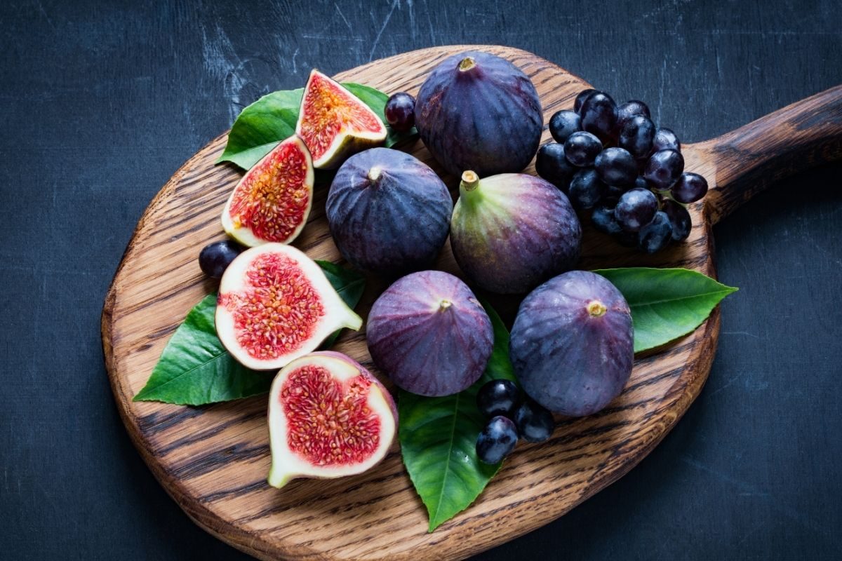 அத்திப்பழம் சாப்பிட போறீங்களா? நல்ல பலன்கள் கிடைக்க இப்படி சாப்பிடுங்க