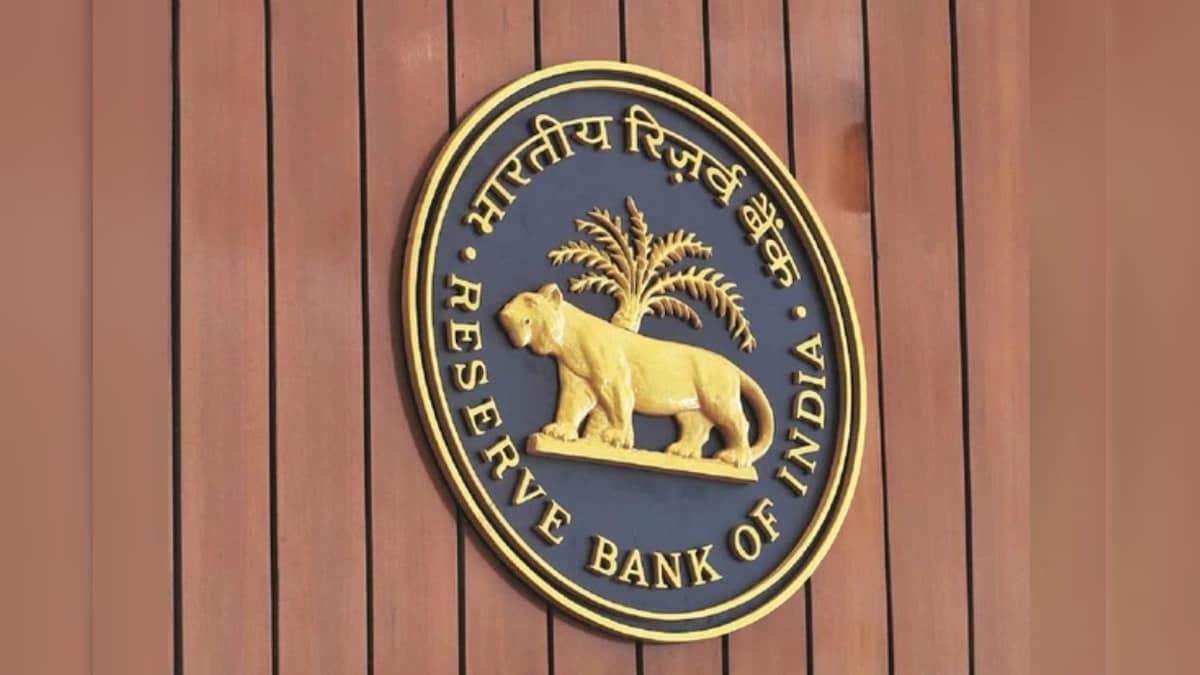 மாறிப்போன வங்கி வெப்சைட் URLகள்... பொதுமக்கள் தெரிந்துகொள்ள வேண்டியவை என்னென்ன...? | வணிகம் - News18 தமிழ்