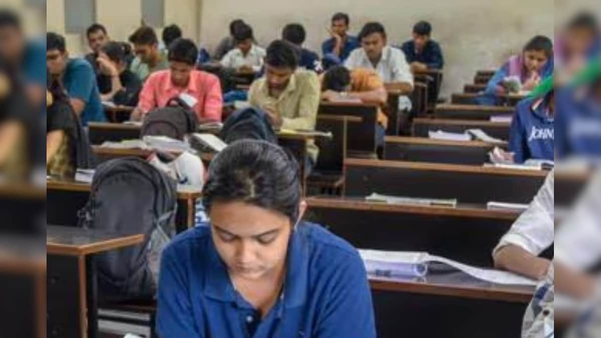 UPSC Coaching: குடிமைப்பணி போட்டித் தோ்வுக்கு பயிற்சி - மீனவ சமுதாய பட்டதாரி இளைஞா்களே மிஸ் பண்ணிடாதீங்க... | வேலைவாய்ப்பு - News18 தமிழ்