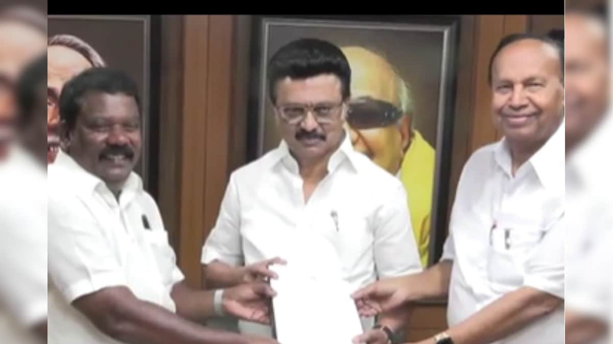 திமுக உடன் கூட்டணி பேச்சு நடத்த 5 பேர் குழுவை அமைத்தது காங்கிரஸ்.. குழுவில் இருப்பவர்கள் யார்? | தமிழ்நாடு - News18 தமிழ்