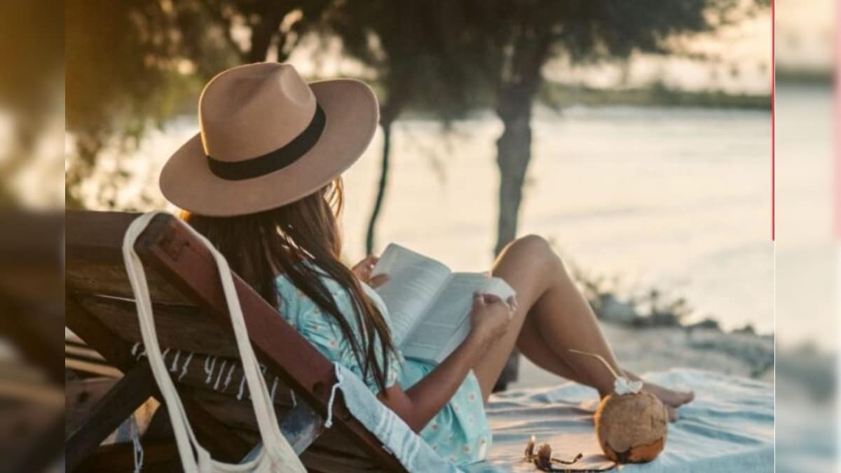 விடுமுறை  முடிந்து ஊர் திரும்பும் மக்கள் சோர்வாக இருப்பதற்கான காரணம் இதுதானாம்...மருத்துவரின் பதிவு வைரல்! | ட்ரெண்டிங் - News18 தமிழ்