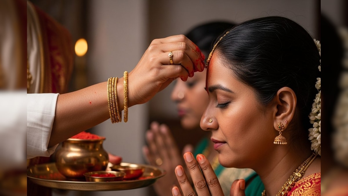 நெற்றியில் குங்குமம் வைப்பதற்கு பின்னால் இவ்வளவு பெரிய நன்மை இருக்கா...? அவசியம் தெரிஞ்சுக்கோங்க! | ஆன்மிகம் - News18 தமிழ்