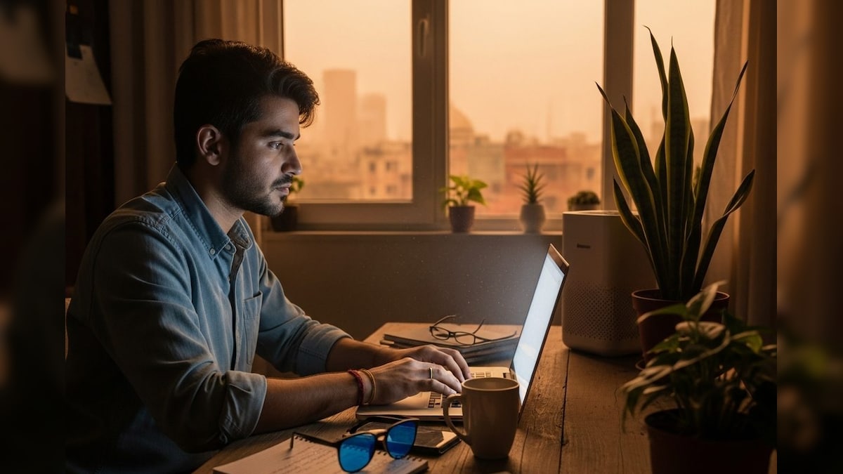 டெல்லி மாசுபாட்டால் வீட்டிலிருந்து வேலை பார்ப்பதாக கூறிய பணியாளர்...! மேலாளரின் பதில் என்ன தெரியுமா...? | ட்ரெண்டிங் - News18 தமிழ்