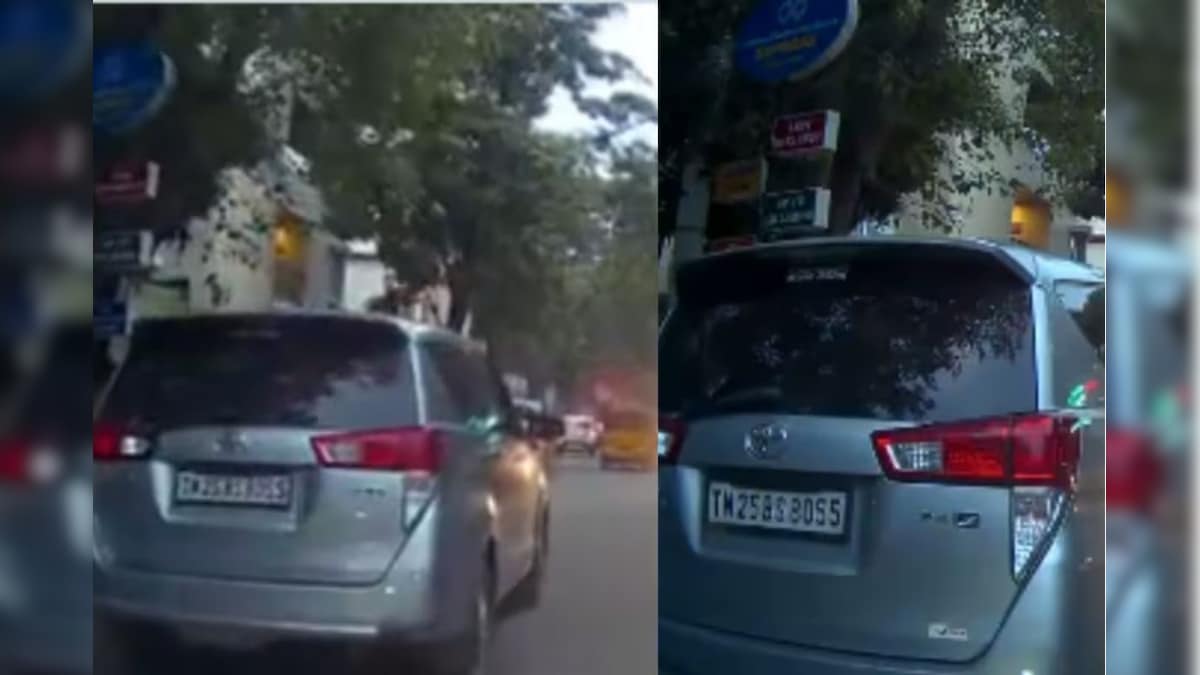 சென்னையில் பரபரப்பான சாலையின் நடுவில் காரை நிறுத்தி கூலாக பதில் சொன்ன ஓட்டுனர் - வீடியோ வைரல்!  | தமிழ்நாடு - News18 தமிழ்