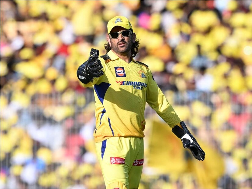  ஆனால், தற்போதைய நகர்வுகள் அனைத்தும் தோனியின் ஓய்வை நோக்கி செல்வதை உறுதிப்படுத்துகின்றன. ஐபிஎல் 2026 மினி ஏலத்தின் போது, ​​ஜியோஸ்டாரின் நேரடி நிகழ்ச்சியில் பேசிய முன்னாள் வீரர் ராபின் உத்தப்பா, இது தோனியின் கடைசி சீசன் என்று நம்புவதாக தெரிவித்தார். மேலும், எல்லா அறிகுறிகளும் இதை நோக்கியே இருப்பதாகவும், இந்த முறை தோனி விடுப்பு எடுக்க முழுமையாக தயாராக இருப்பதாகவும் உத்தப்பா கூறினார்.