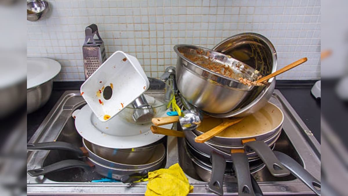 அடிக்கடி ஏற்படும் சிறுநீர் பாதை தொற்றுக்கு சமையலறை பழக்கவழக்கங்கள் தான் காரணம் - எச்சரிக்கும் நிபுணர்கள் | லைஃப்ஸ்டைல் - News18 தமிழ்