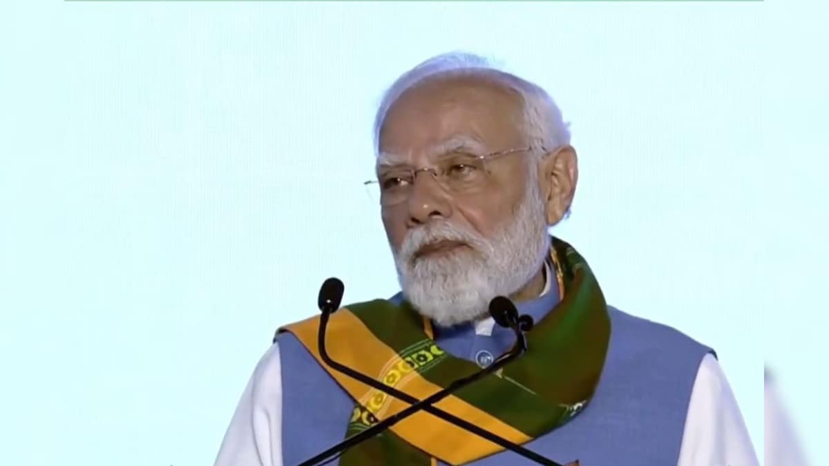 “விவசாயிகள் வங்கிக் கணக்கில் ரூ. 4 லட்சம் கோடி வரவு வைக்கப்பட்டுள்ளது..” – கோவையில் பிரதமர் நரேந்திர மோடி பெருமிதம் | தமிழ்நாடு - News18 தமிழ்