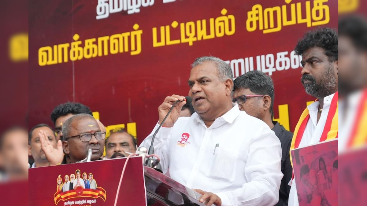 SIR போராட்டம்; சேதமான பொதுச் சொத்துக்கள்… தவெக ஆனந்த் மீது வழக்கு பதிவு | தமிழ்நாடு - News18 தமிழ்